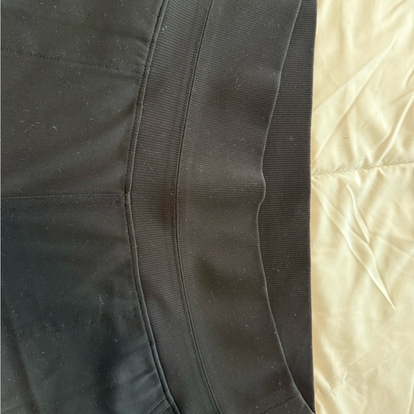 Athleta Black Jogger pant
Size large - Picture 5 of 6